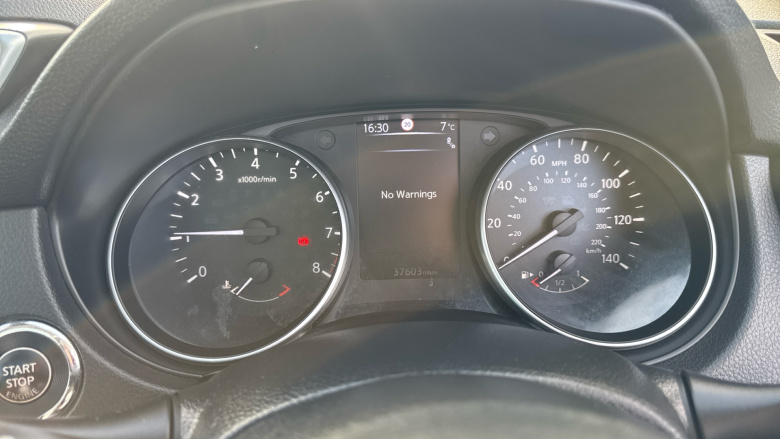 Nissan Qashqai 1.2 DiG-T Tekna 5dr Petrol Hatchback